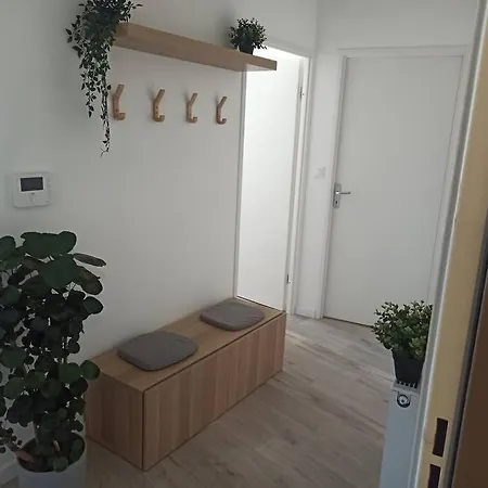 Centre Ville, Parking, Transport En Commun Au Pied De L'immeuble Apartamento *