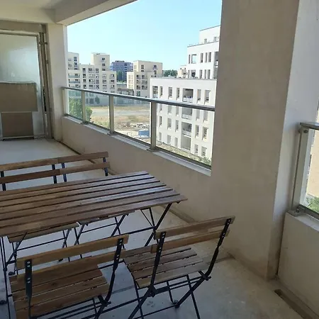 Centre Ville, Parking, Transport En Commun Au Pied De L'immeuble Apartamento Burdeos